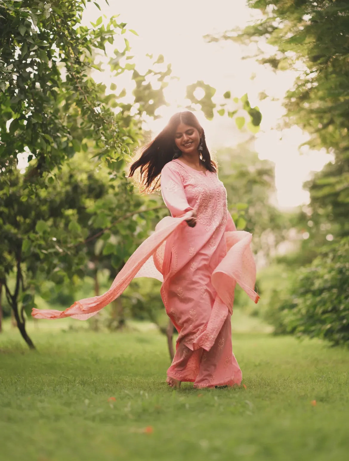 Eka Hand Embroidered Pink 3 Piece Cotton Suit Set.